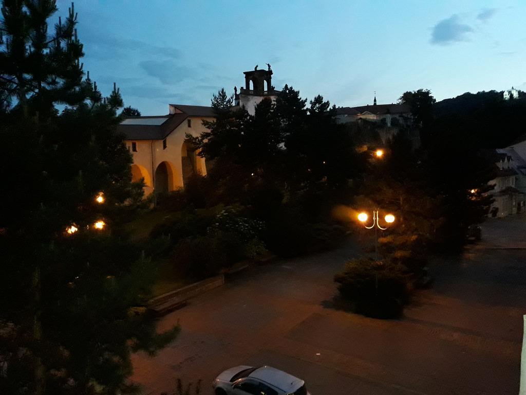 Apartments Rose Garden Decin Exteriör bild
